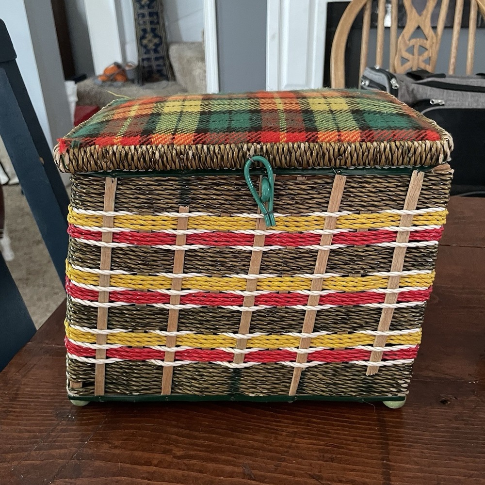 Vintage MCM Singer Sewing Basket Fabric Top Rectangle Woven Wicker Handle